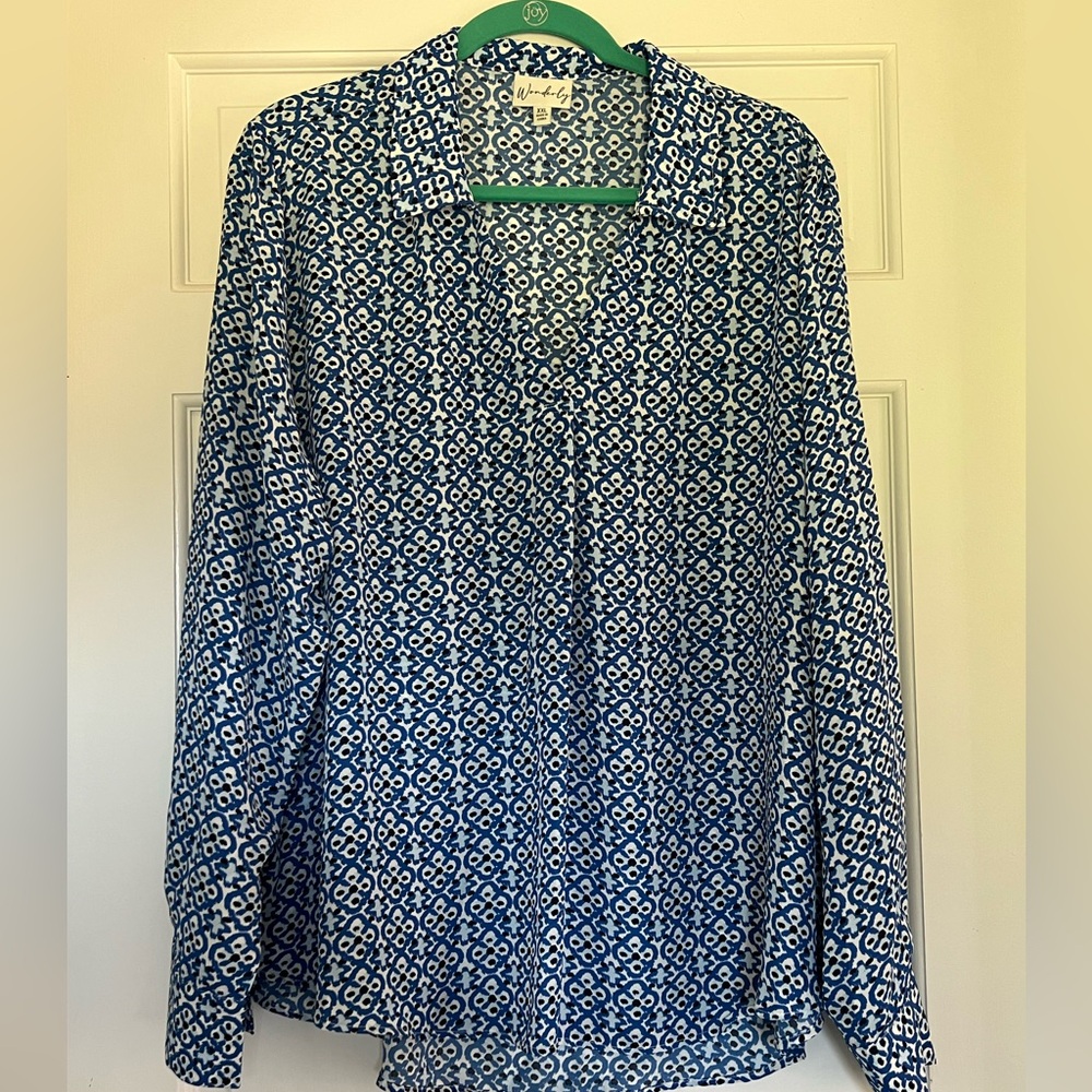 Wonderly Blue, Black and White Geometric Blouse